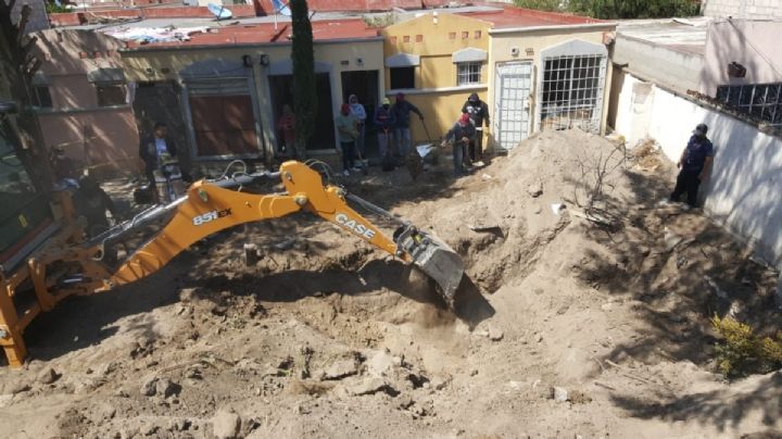 Localizan al menos ocho cadáveres en una fosa clandestina en Zumpango, Edomex