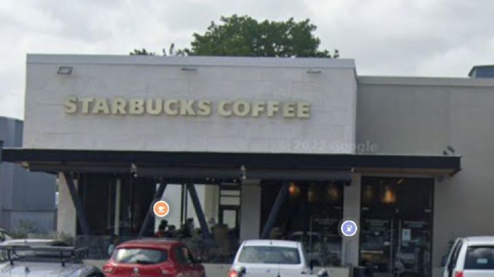 En pleno centro de Tulum, ingresan a un Starbucks y matan a empresario