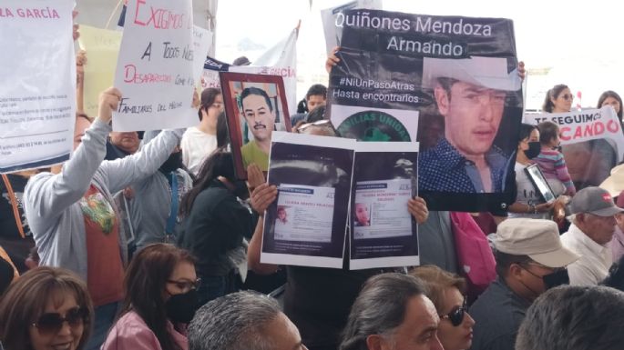 Familiares de desaparecidos protestan en evento de AMLO en Fresnillo