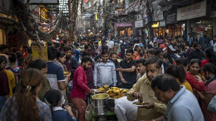 India se convertirá este año en el país más poblado del mundo: ONU
