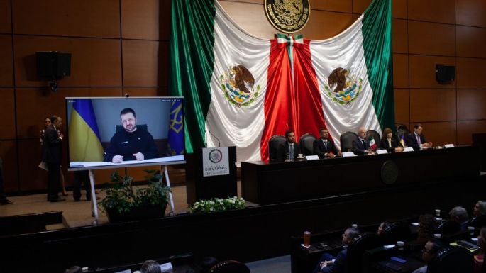 En reunión virtual con diputados, Zelenski pide a México sumarse a la "fórmula ucraniana" por la paz