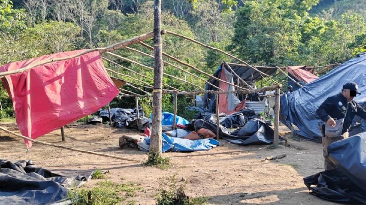 Desmantelan campamento de traficantes de personas en Tecpatán, Chiapas