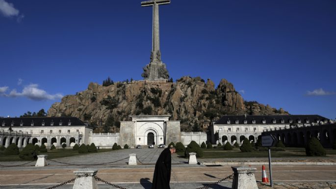 España saca de mausoleo al líder fascista José Antonio Primo de Rivera