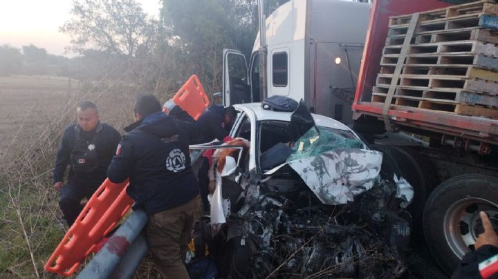 Accidentes automovilísticos en el Edomex dejan 6 muertos y 14 heridos