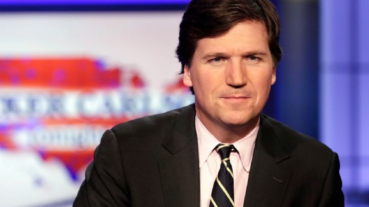 El presentador Tucker Carlson se va de Fox News