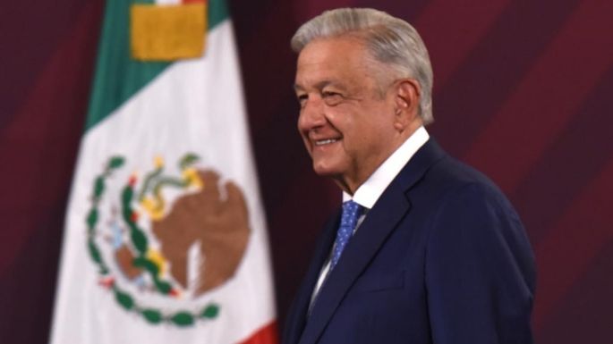 “Afortunadamente salimos bien”: AMLO reaparece en la mañanera tras su tercer contagio de covid 19