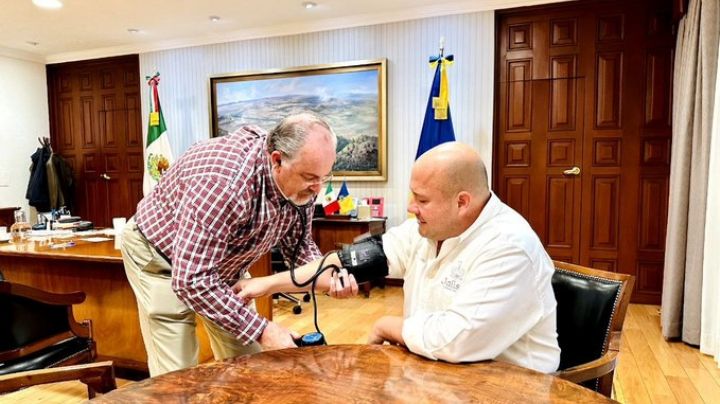 Dan de alta al gobernador Enrique Alfaro; por esto lo hospitalizaron