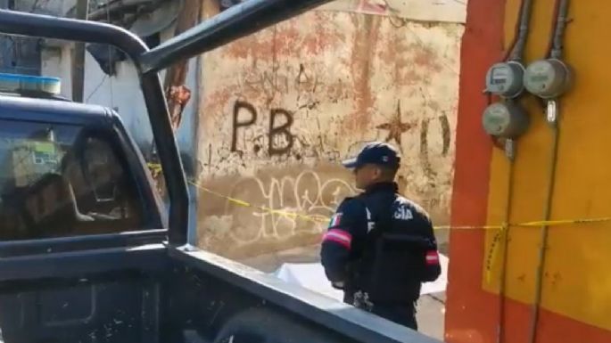 Un asaltante y un pasajero mueren en un robo a una combi en Naucalpan  (video)