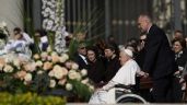 El Papa pide por refugiados, ucranianos y rusos en mensaje de Pascua