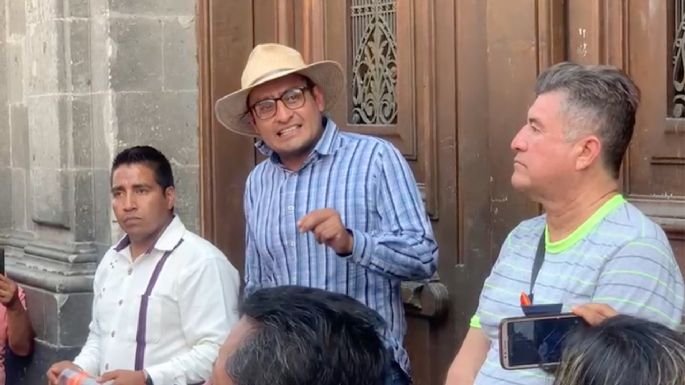 AMLO "no tiene las puertas abiertas para el magisterio", se queja la CNTE y retira bloqueo (Video)