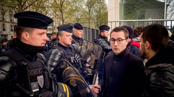 Miles salen a la calle en Francia para sumarse a la gran marcha contra la reforma de las pensiones