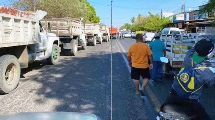 “¡Nos vamos a quedar sin comer!”, piden ayuda en Tierra Caliente por bloqueos carreteros