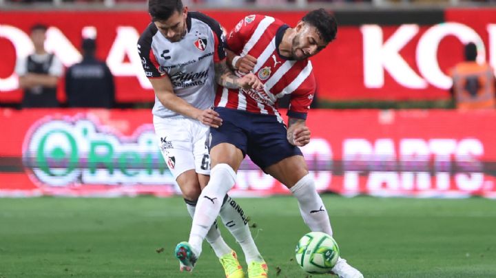 Chivas gana 1-0 a Atlas y avanza a semifinales de la Liga MX