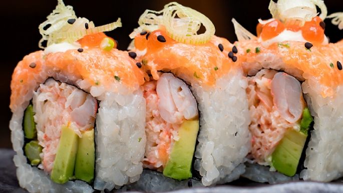 “¡Son unos marranos!” Empresaria denuncia que en este lugar de Polanco comió sushi y después se desmayó