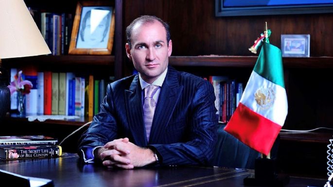 Pedro Ferriz Hijar se postula para la presidencia y desata burlas