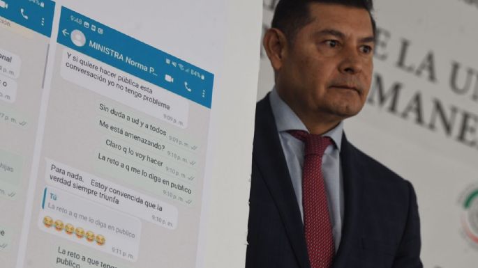 Alejandro Armenta denuncia supuestos mensajes de intimidación de Norma Piña en chat de WhatsApp