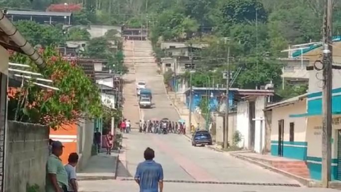 Indígenas armados expulsan a narcomenudistas y declaran la guerra al crimen organizado en Chiapas