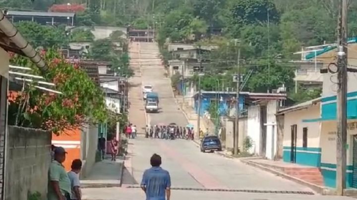 Indígenas armados expulsan a narcomenudistas y declaran la guerra al crimen organizado en Chiapas