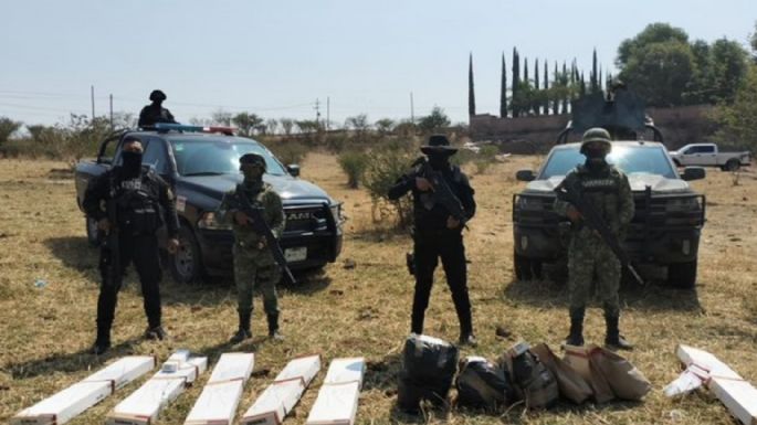 Aseguran 24 mil dosis de cristal y armas tras enfrentamiento entre Sedena y CJNG en Jalisco