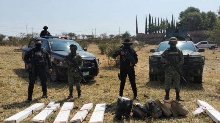 Aseguran 24 mil dosis de cristal y armas tras enfrentamiento entre Sedena y CJNG en Jalisco