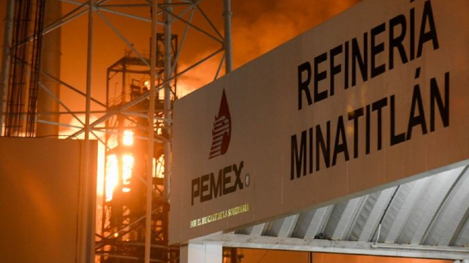 El incendio en la refinería de Minatitlán dejó cuatro lesionados