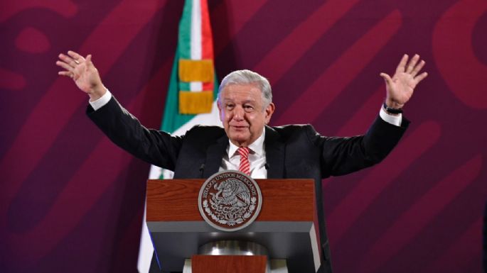 AMLO avala inversión petrolera de Carlos Slim; celebra “cuatro buenas noticias” económicas