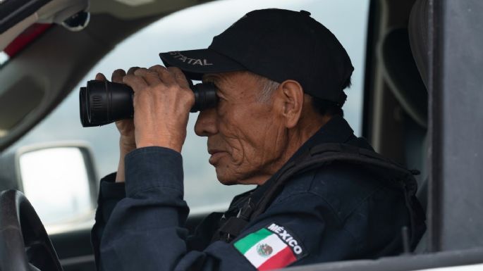 El campesino que se convirtió en policía para cuidar del volcán Popocatépetl