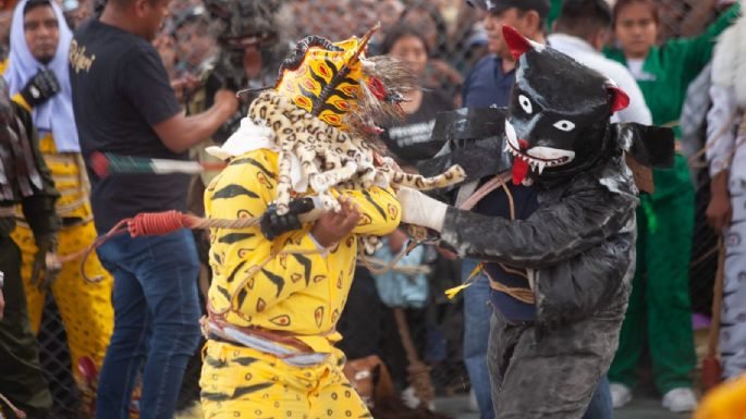 En Zitlala, los jaguares pelean a latigazos para obtener el favor de Tláloc (Video)