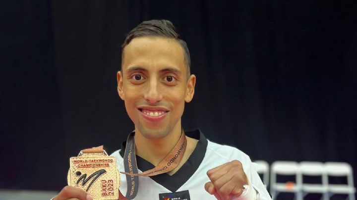 Carlos Navarro gana bronce y le da su primera medalla a México en Mundial de Taekwondo