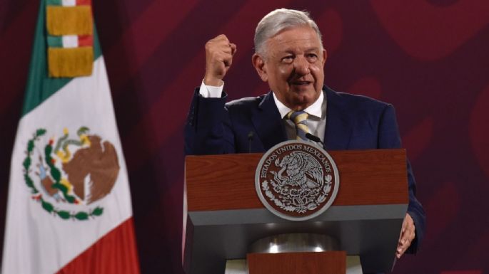 AMLO convoca reunión de gabinete para preguntar si buscarán candidaturas