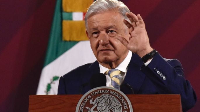 AMLO se reunirá mañana con consejeras "para iniciar una etapa nueva" con el INE