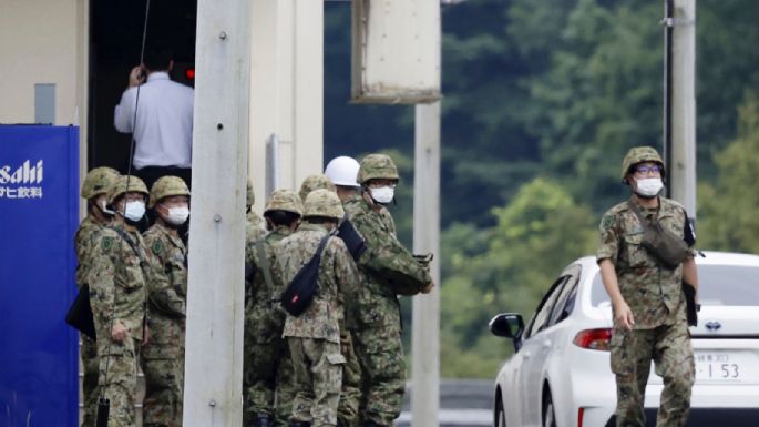 Arrestan a soldado en Japón; mata a dos en una base