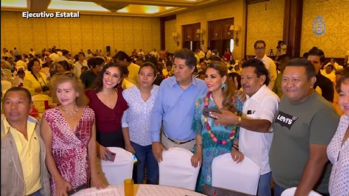 Evelyn Salgado agasaja a 500 periodistas en el marco de la publicación sobre su clan familiar en Guerrero