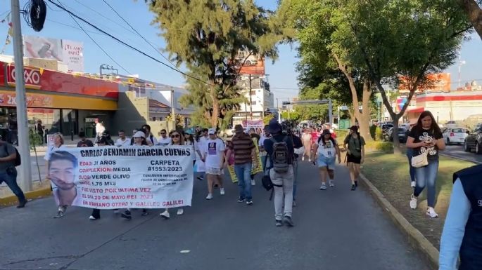 Familias de jóvenes del call center desaparecidos marchan y exigen a Alfaro que dé respuestas