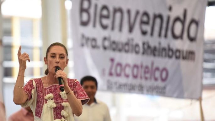 Abuchean a exgobernadores priistas que acompañaron a Sheinbaum en Tlaxcala (Video)