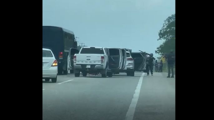 Hombres armados raptan a empleados de la Secretaría de Seguridad de Chiapas (Video)