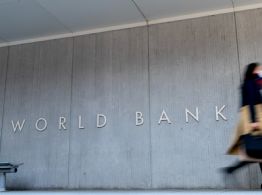 Argentina negocia con bancos privados un préstamo de 2 mmdd respaldado por el Banco Mundial