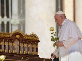 El mundo le dice adiós a un papa que traspasó barreras religiosas y políticas