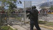 Trece policías y funcionarios siguen retenidos en Chilpancingo