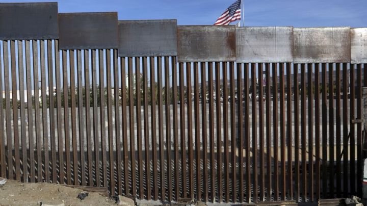 Biden ordena exención de 26 leyes para restablecer la construcción del muro fronterizo con México