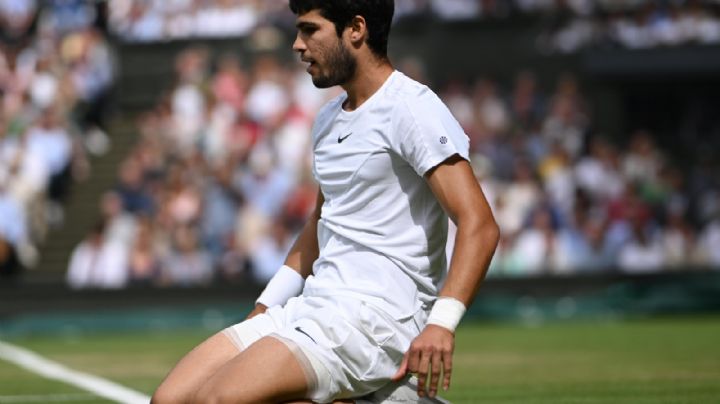 Carlos Alcaraz gana Wimbledon y derrota en juego épico a Novak Djokovic