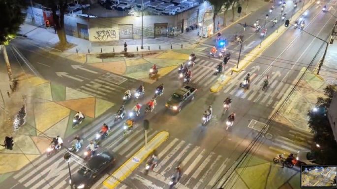 Batres llama a motociclistas a conducir con responsabilidad tras rodada nocturna en la CDMX