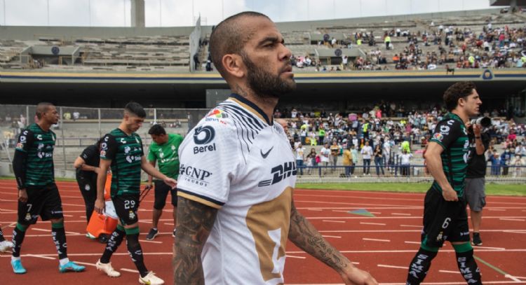 Pumas vence en tribunales a Dani Alves y el exjugador deberá pagar indemnización
