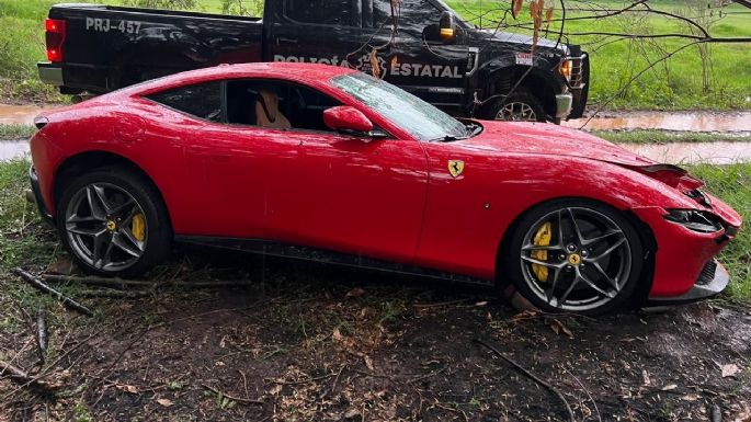 Un Ferrari Roma robado en Aguascalientes apareció en una brecha de Jalisco; este sería su valor