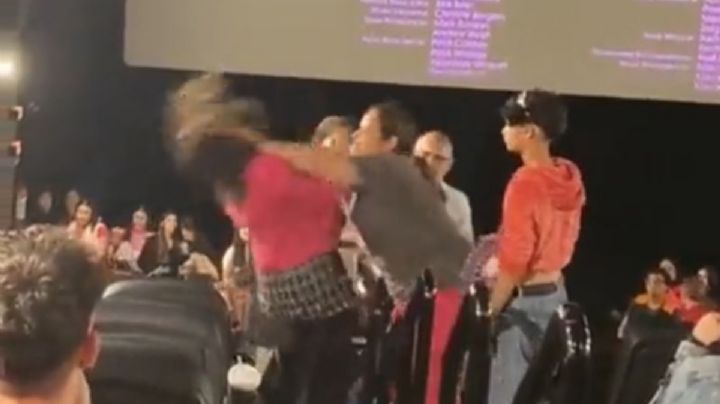 Se viraliza pelea entre dos mujeres en una sala de cine donde veían Barbie (Video)