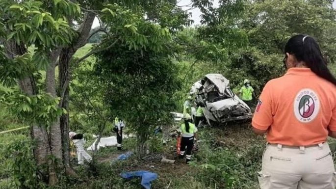 Mueren cinco migrantes centroamericanos por accidente carretero en Tabasco