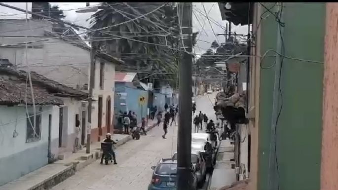 Motonetos provocan disturbios en San Cristóbal de las Casas; 12 detenidos y dos lesionados (Video)