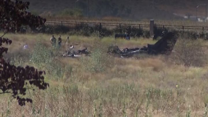 Seis muertos al caer e incendiarse avión en California