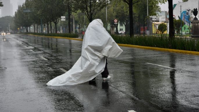 Lunes de lluvias fuertes: este es el pronóstico de lo que provocará la onda tropical 11