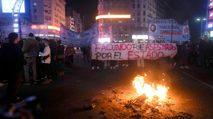 Muere manifestante tras ser detenido por policía en una protesta en Buenos Aires